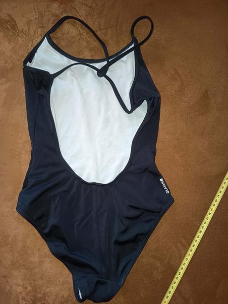 Cierne plavky, decathlon,152