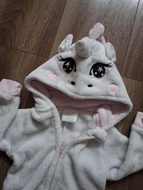 Velúrový overal, 80