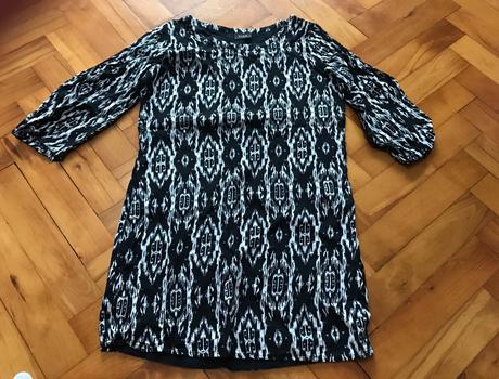 Čiernobiela tunika, s