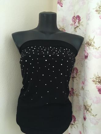 Čierny elasticky sexi top, s