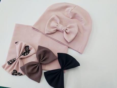 Pudrový set s vymeniteľnou mašľou, <50