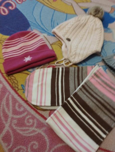 Čiapky+ šál gratis, h&m,110