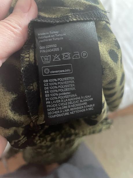 Zelena mini sukna s volanom, h&m,m