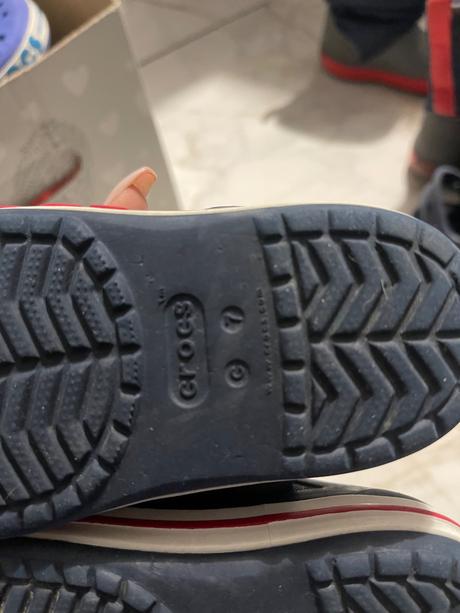 Crocs, crocs,24