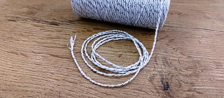 Macrame šnúrka so striebornou lurexovou niťou, 