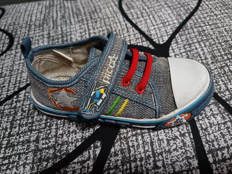 Riflové tenisky, 28