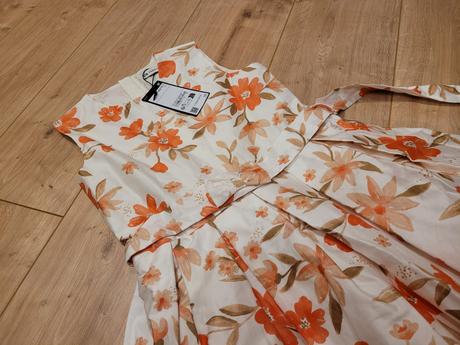 Krásne šaty c&a, c&a,140