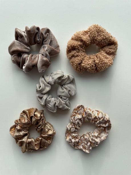 Scrunchie gumička do vlasov,