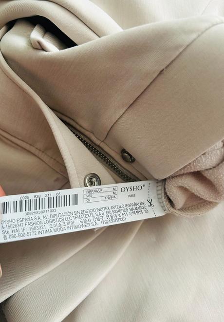 Krásny štýlový komplet značky oysho, pc 110 eur, m