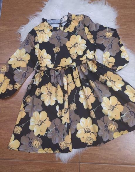 Kvetovane šaty, 104 / 110