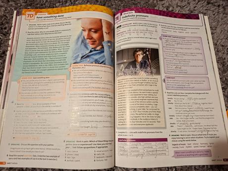 Učebnica solutions intermediate pre sš, anglicky j, 