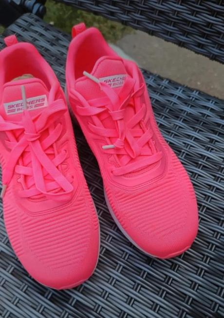 Neónovo ružové tenisky, skechers,40