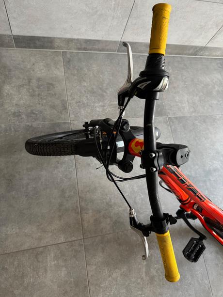 Bicykel scott scale 20", scott,20