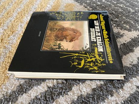 Lev nie je kráľom zvierat-prvé vyd.1981, 