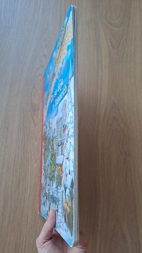 Co se děje o vánocích anne suess, 