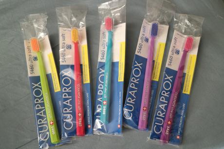 Zub.kefka curaprox 5460 krásne farby, 