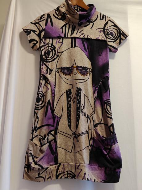 Stylove svetrikove saty, s