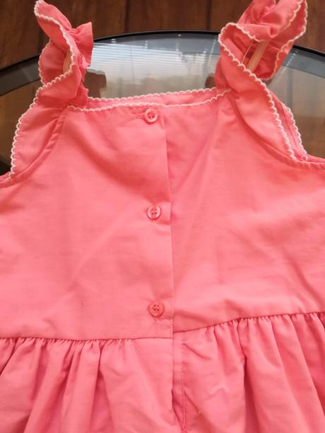 Šaty s krajkou, 128