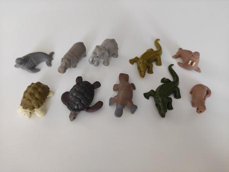 Postavicky zvierat z kinder, 