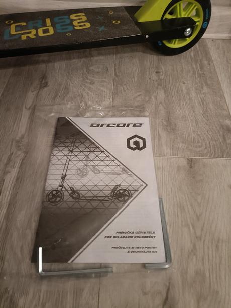 Detska lahka kolobezka arcore crisscross, 