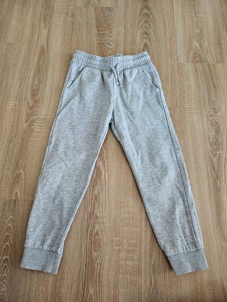 Tepláky f&f veľ. 122, f&f,122