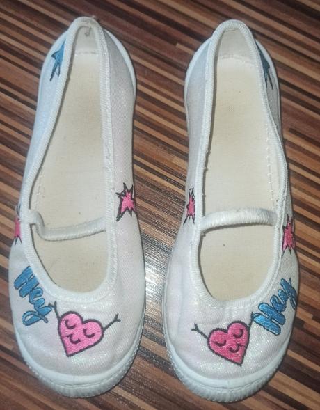 Biele trblietave papucky 29, 29
