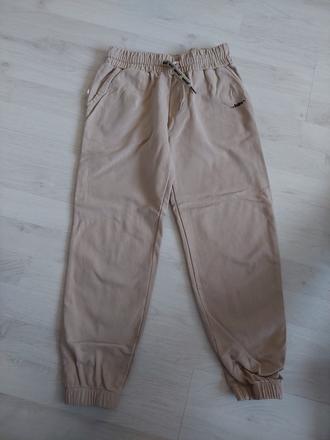 Hrubšie tepláky č.146, 146