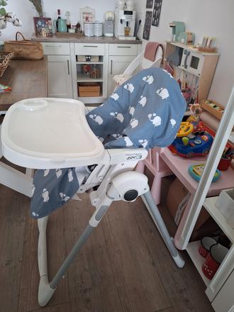 Detská stolička na krmenie, 