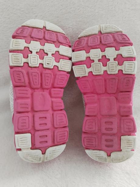 Tenisky, authority,28