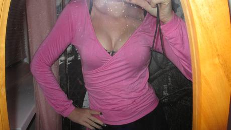 Ružový top s viazaním na boku, s