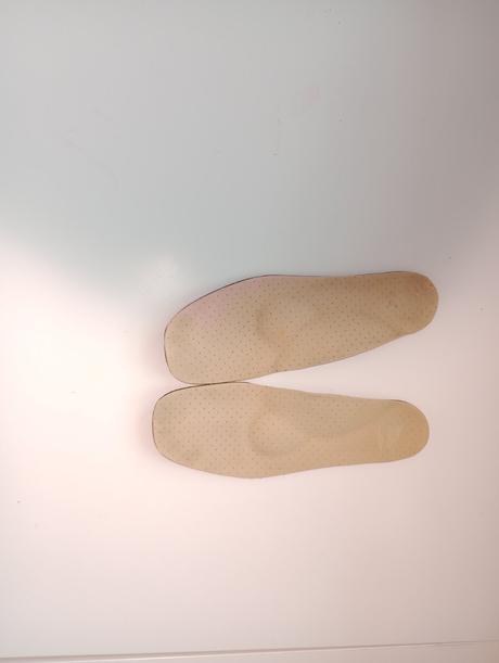 Vložky do topánok, 33