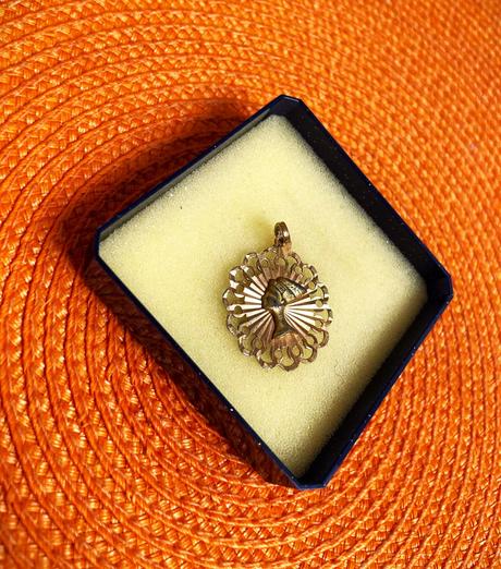 Prívesok nefertiti, 