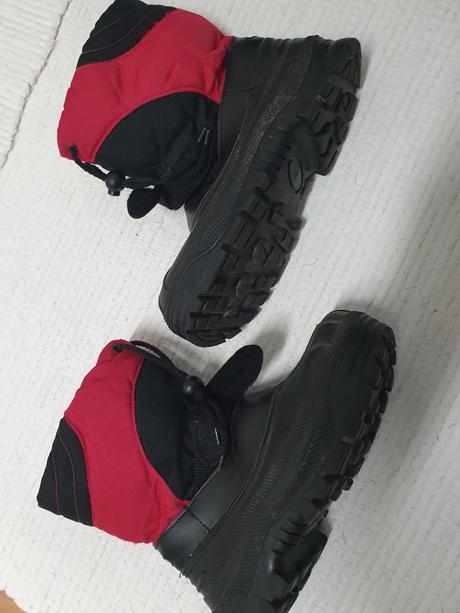 33 až 34 snehule, 33