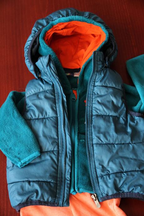 Dino mikinka + vesta a tepláčiky, lupilu,86