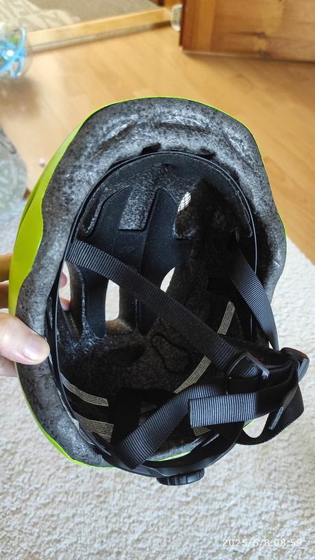 Cyklistická prilba giro scamp, xs