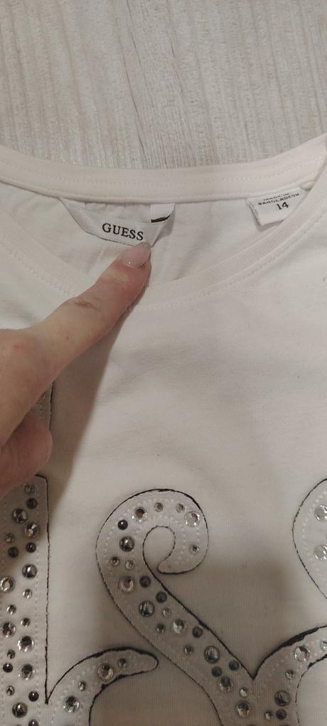 Tričko guess, guess,152