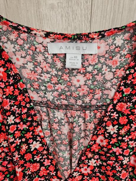Letné kvietkované šaty v výstrih amisu 40, amisu,40