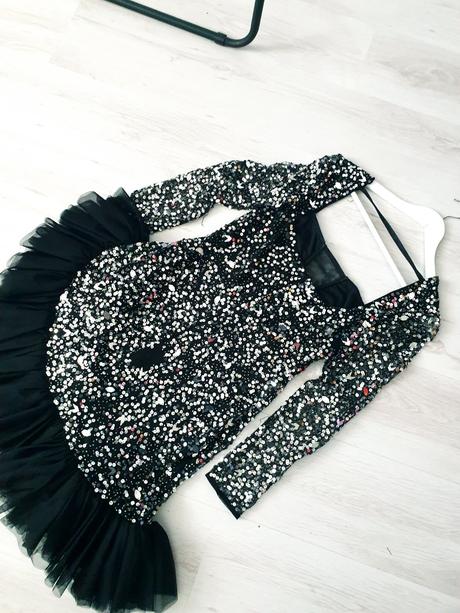 Extravagantné asos šaty 40/42, 40