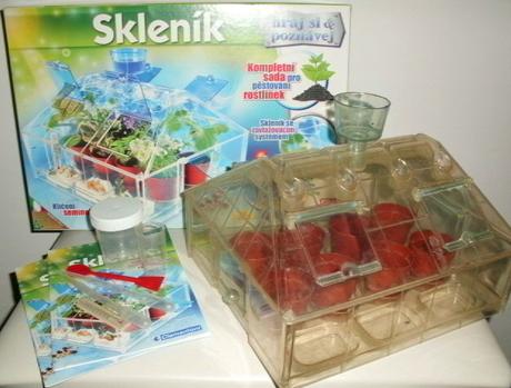 Prvý skleník pre malých pestovateľov,