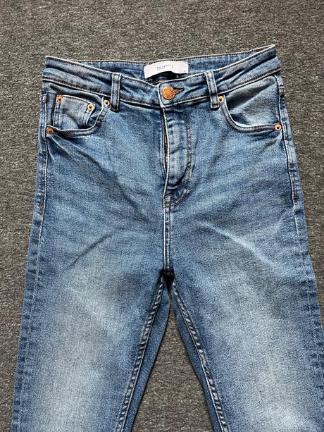 Rifle s vysokým pásom, reserved,s