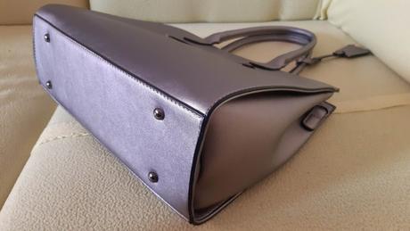 Predám kabelku lara bags sivú., 