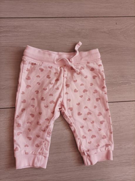 Tepláky sinsay v. 62 ako nové, fox & bunny,62