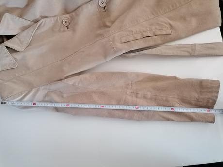 Kabát z brúsenej kože, 38