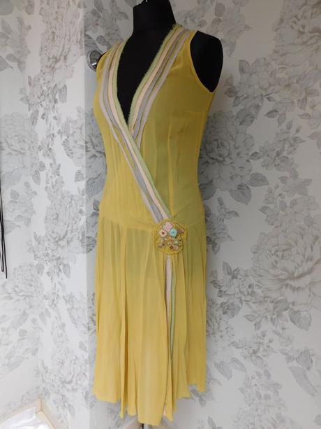 Luxusne hodvabne šaty, 38