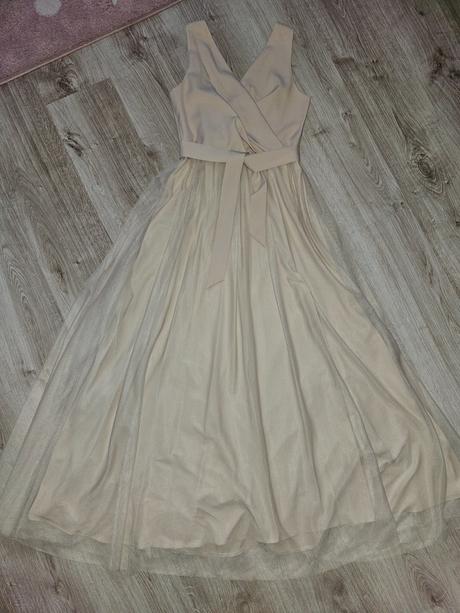 Spoločenské dlhé šaty, 36