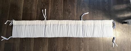 Mantinel okolo postielky modry,