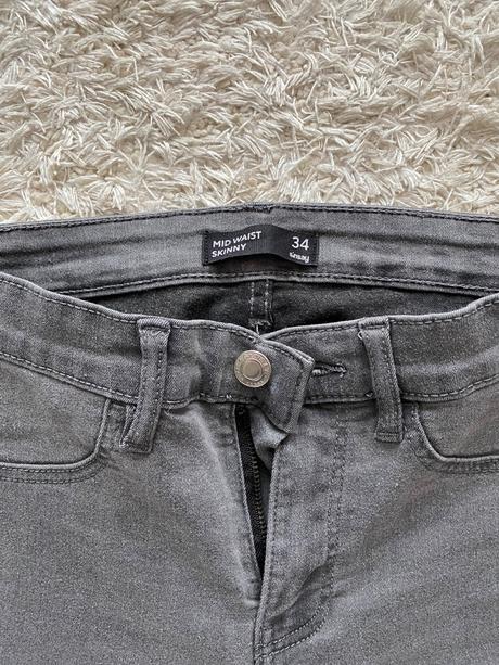 Balík dámskeho/dievčenského oblečenia 1ks 1 euro, xs