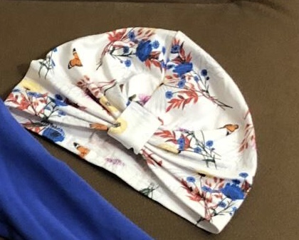 Kvetovany turban even, 110