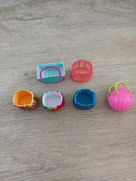 Bábika lol aj s oblečením a doplnkami, 