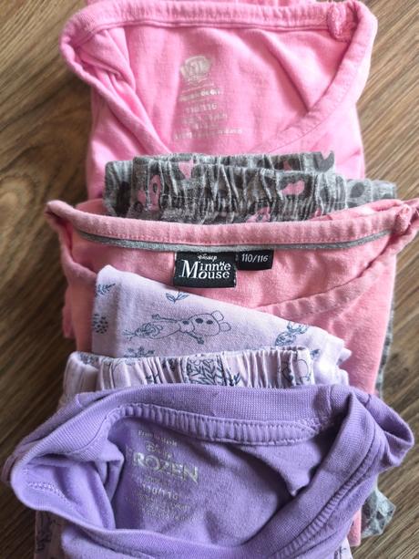 Pyžamá mix, lupilu,110